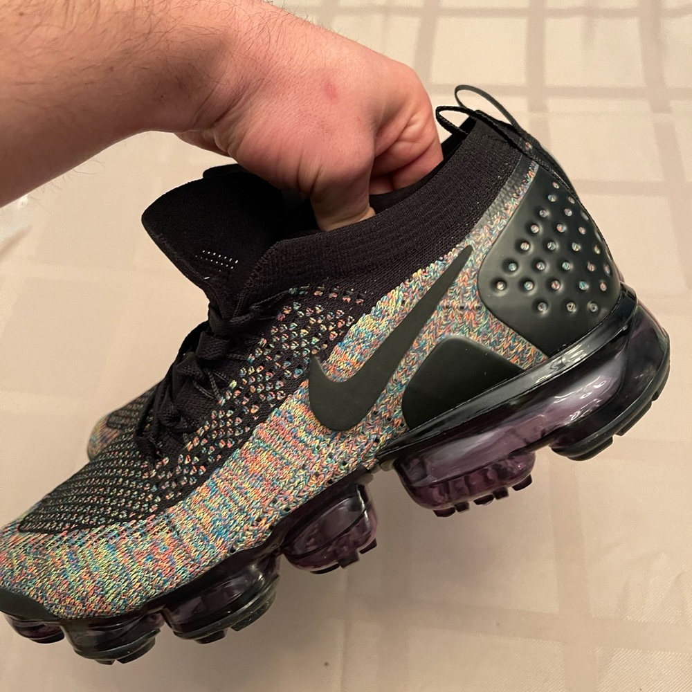 Nike air vapormax flyknit sz 8.5